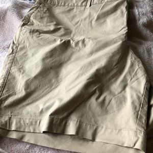 NWT Old Navy flat front khaki shorts